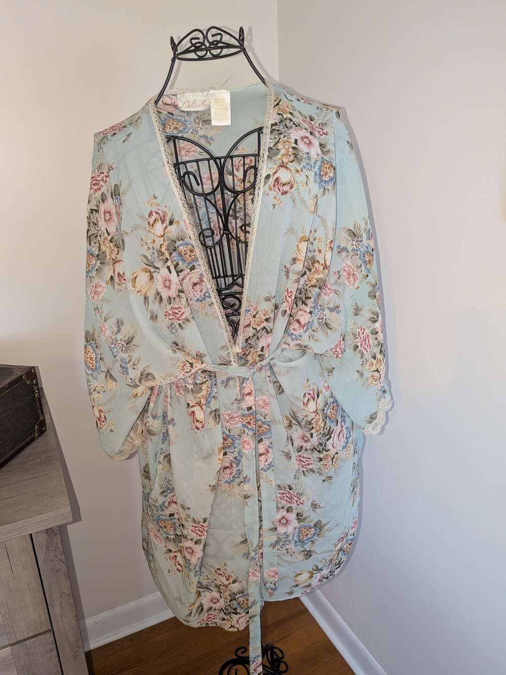 Floral Robe in Light Blue with Pink Roses